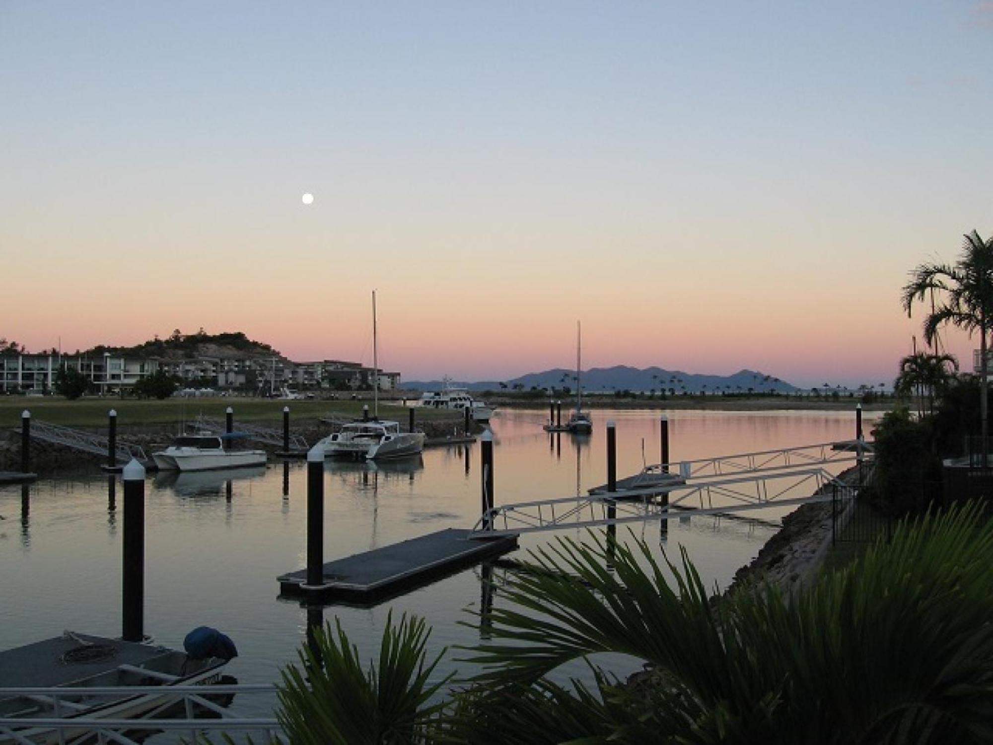 Affordable Island Escape! Queen Studio, Nelly Bay Exterior foto